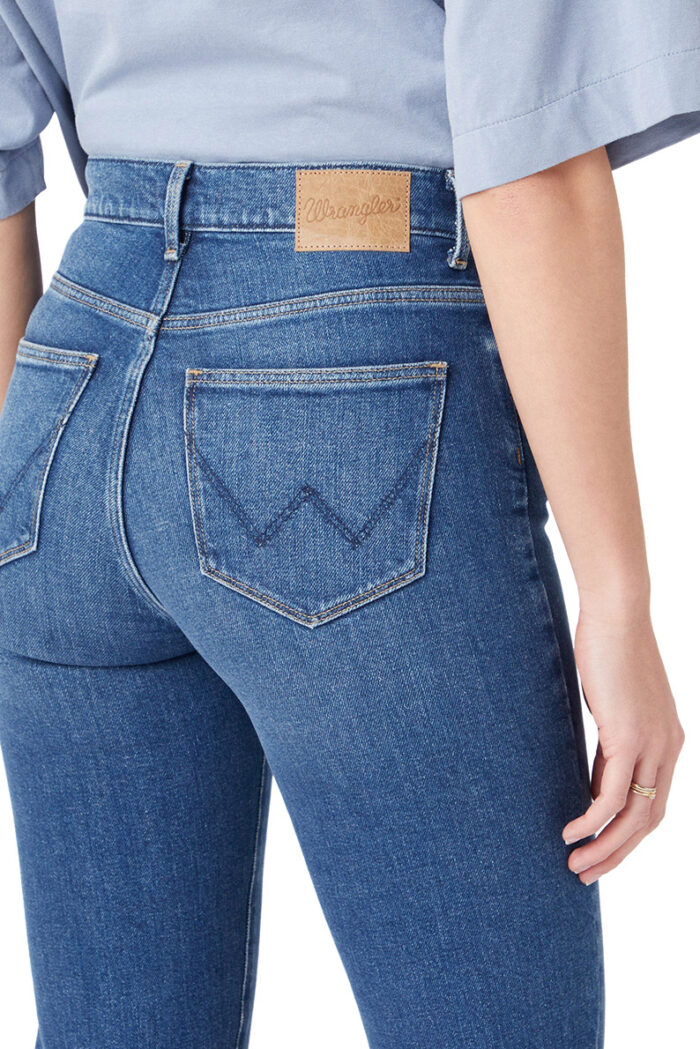 Джинсы жен Wrangler 112320017 W26RJX386 — изображение 3